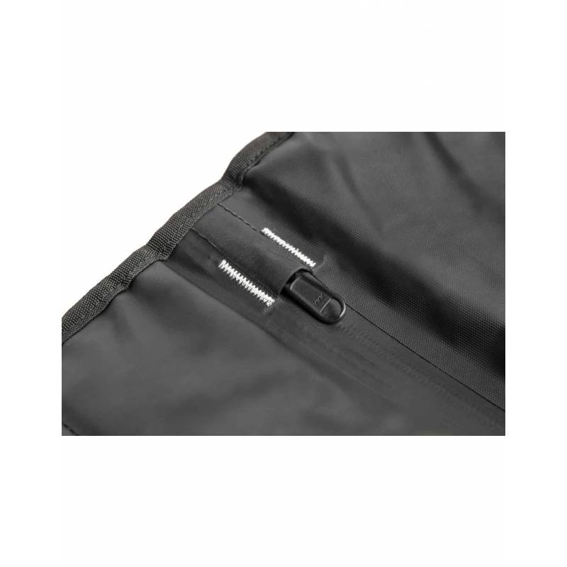 Sympl Rolls Surfboard Bag zipper close up