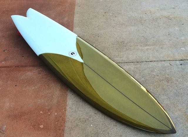 Album Wilderness surfboard with a sanded gloss tail